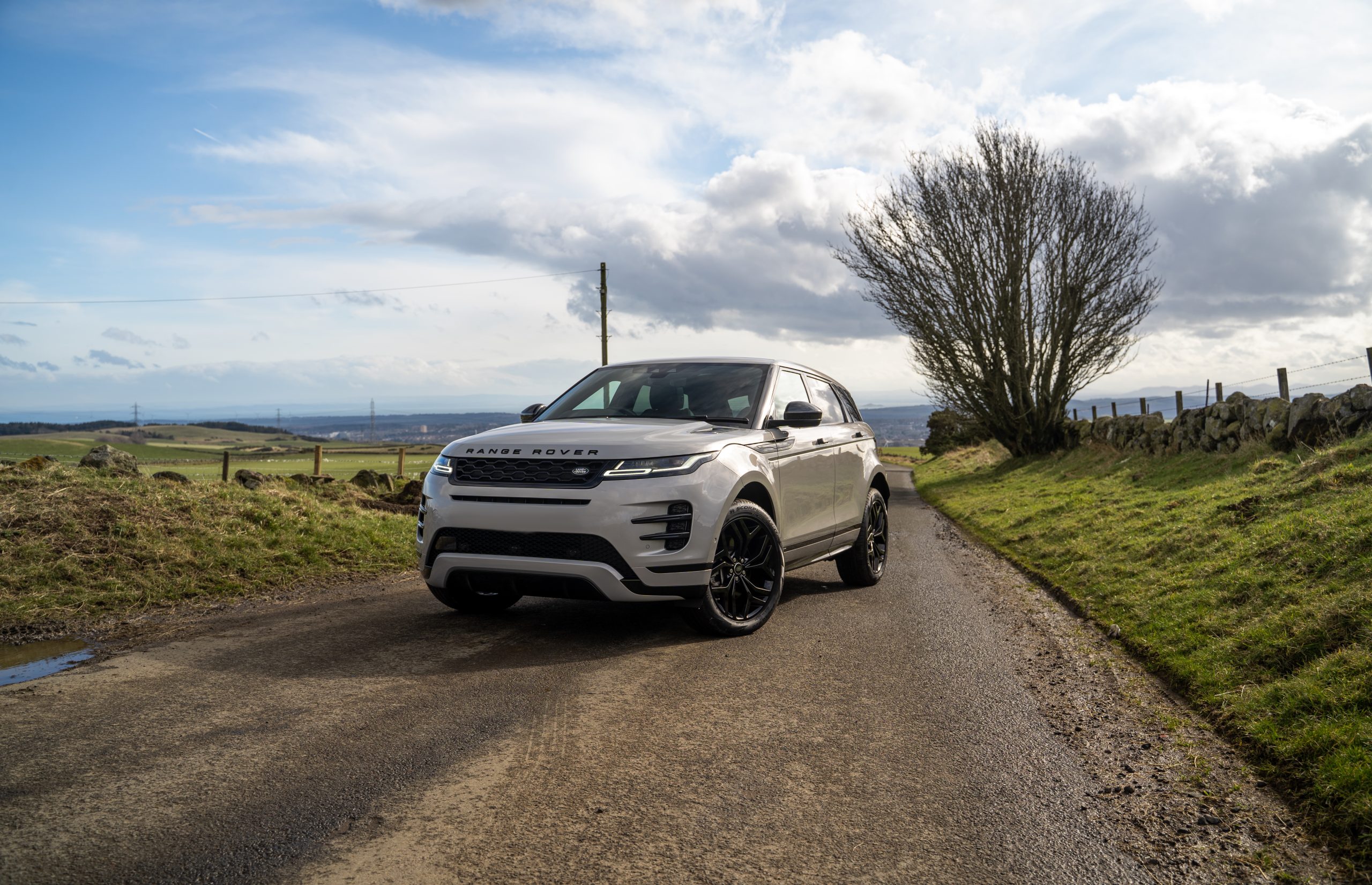 
								2019 (69) Land Rover Range Rover Evoque 2.0 R-Dynamic 5dr full									